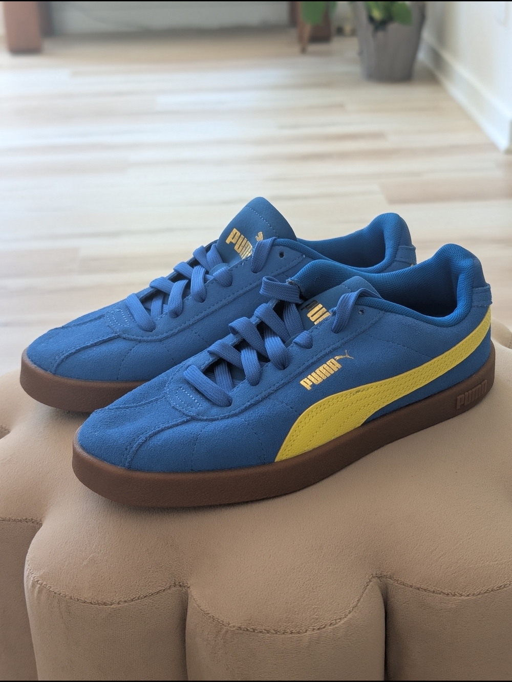 Puma Club II Era Jr. Kid's Sneakers -  NWOT - 5